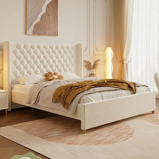 Comfortable Bedroom Furniture | Deluxe Wood Frame Bed | La Luxe Villa