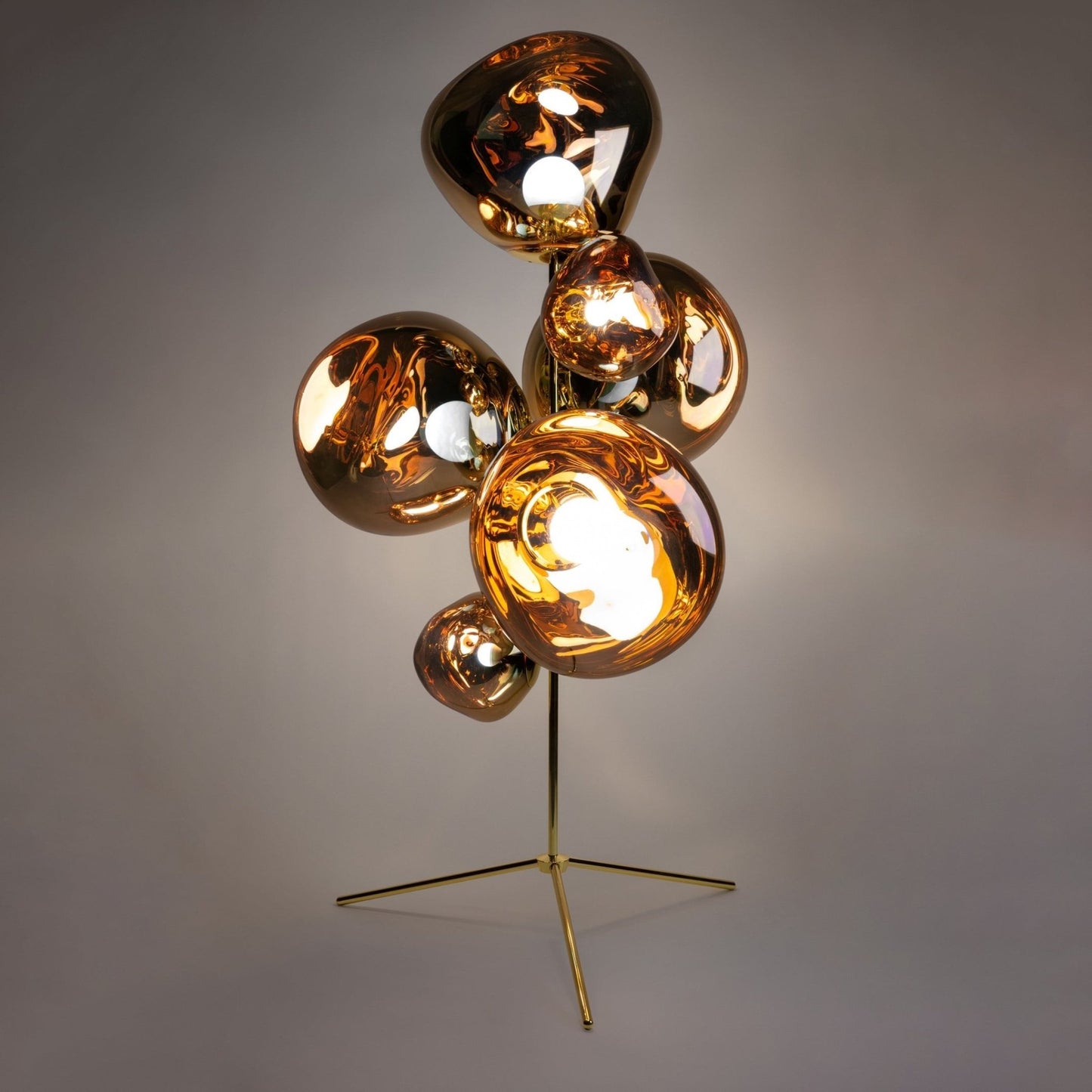 Nordic-Lava-Led-Floor-Lamp-1